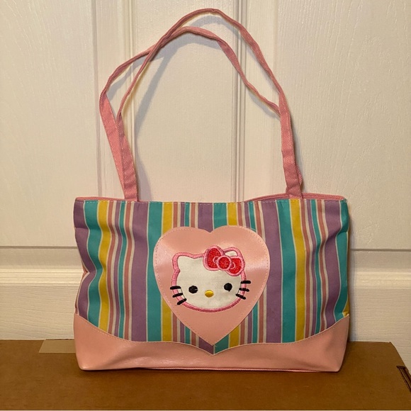 Hello Kitty Pink Purse - Picture 1 of 8